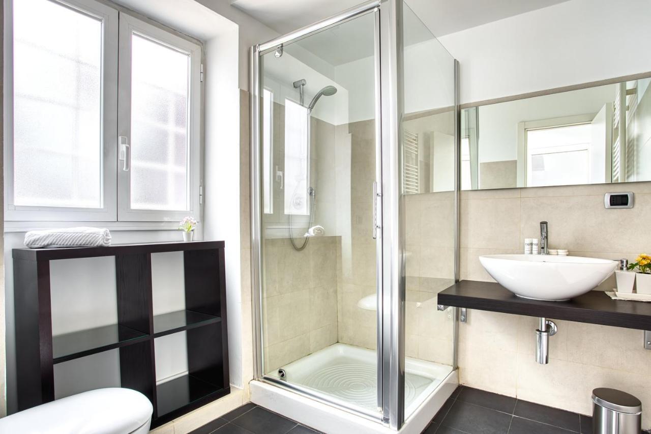Joivy Charming Apartment In The Heart Of Isola District Milan Bagian luar foto