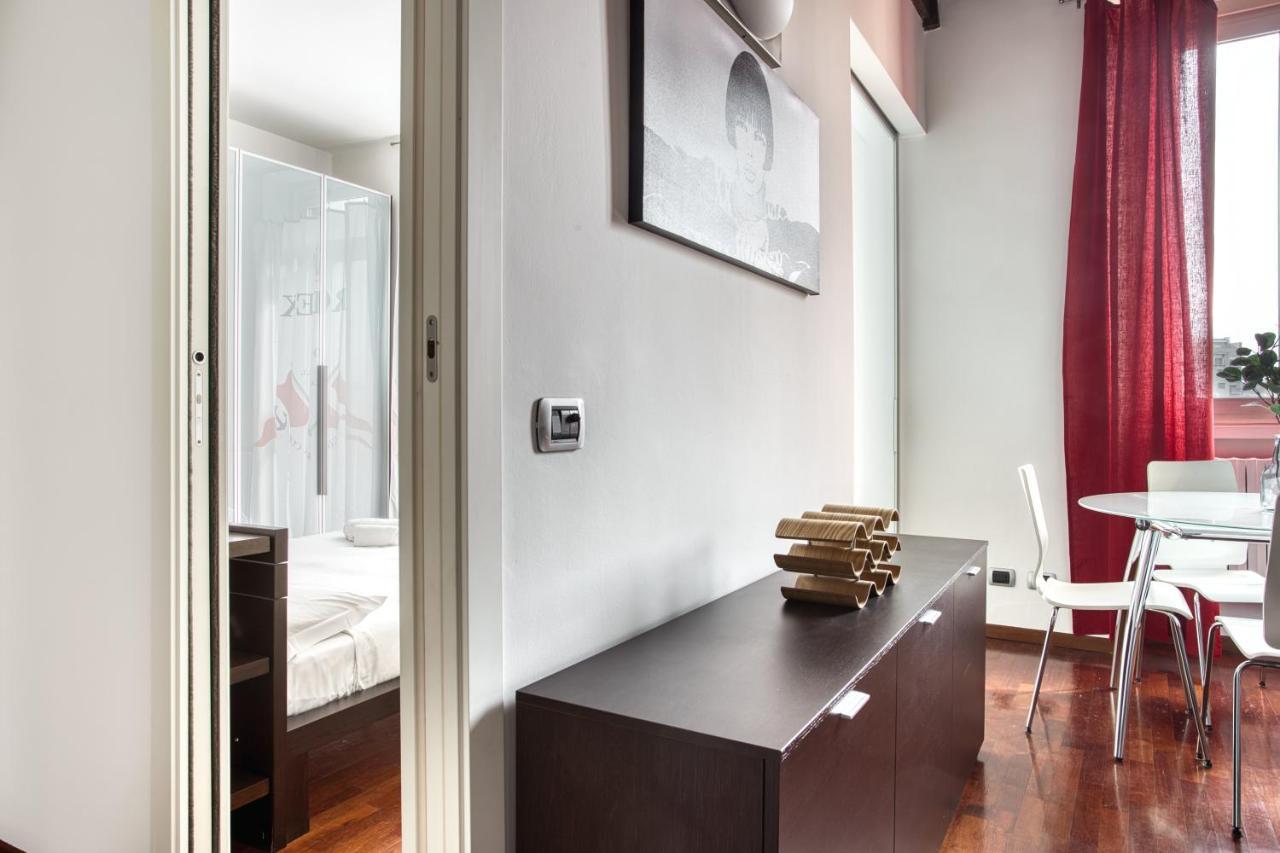 Joivy Charming Apartment In The Heart Of Isola District Milan Bagian luar foto